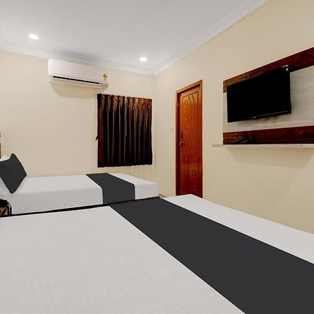 Hotel O Leela Elite Vijayawada Bagian luar foto